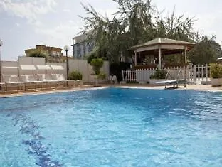 Silver 3* تْشيزيناتيكو