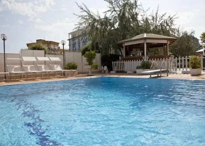 Silver 3* تْشيزيناتيكو